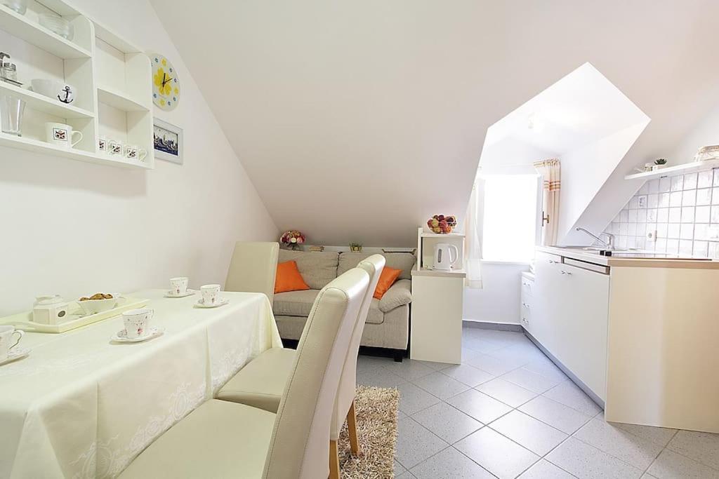 Apartment Kovac Old Town 2 ดูบรอฟนิก ภายนอก รูปภาพ