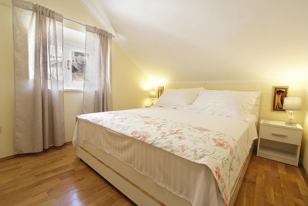 Apartment Kovac Old Town 2 ดูบรอฟนิก ภายนอก รูปภาพ